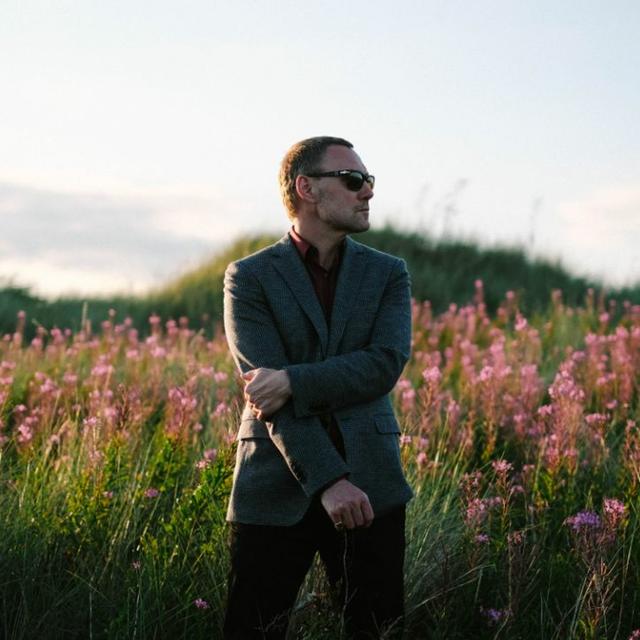 David Gray joins Nadine O'Regan for My Roots Are Showing - podcast episode cover