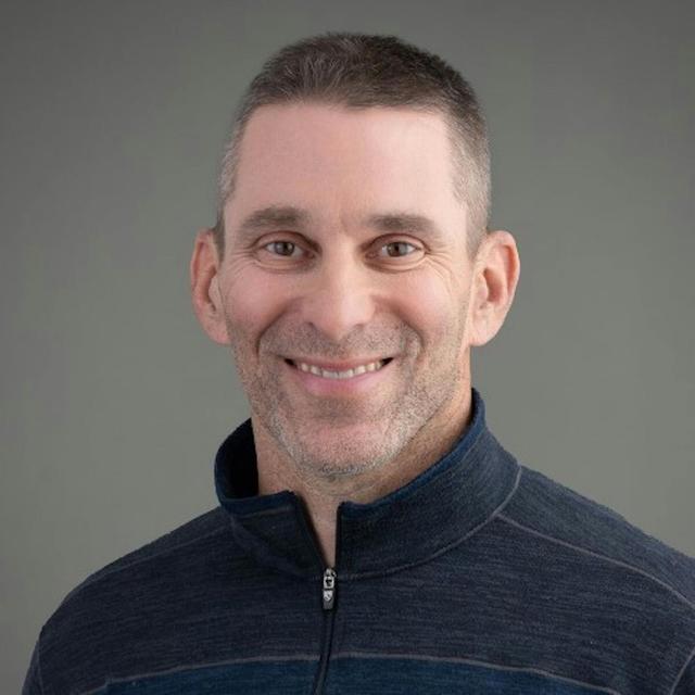 Ep. 536 Multidisciplinary Approaches to Renal Cancer Care with Dr. Louis Hinshaw and Dr. Jason Abel - podcast episode cover