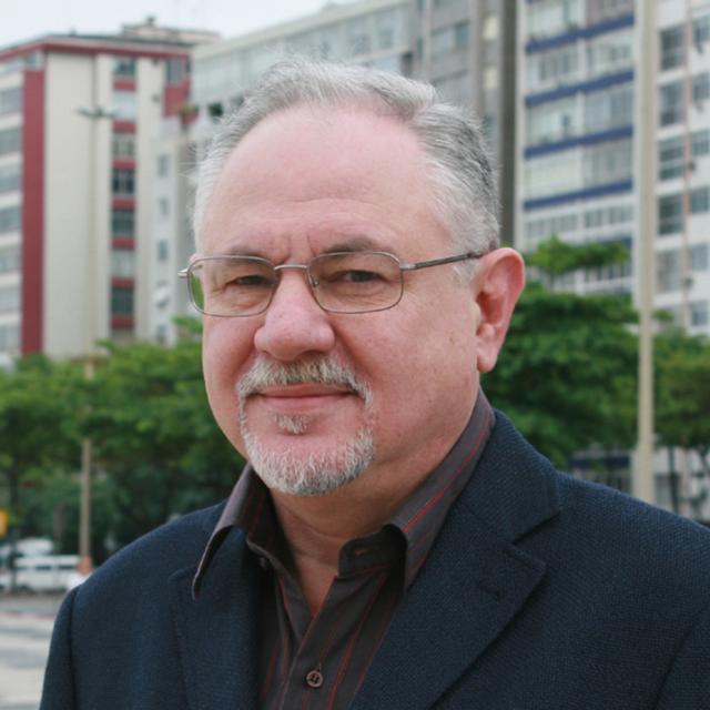 Interview 122: Bernardo Sorj on Humanism without Hubris - podcast episode cover