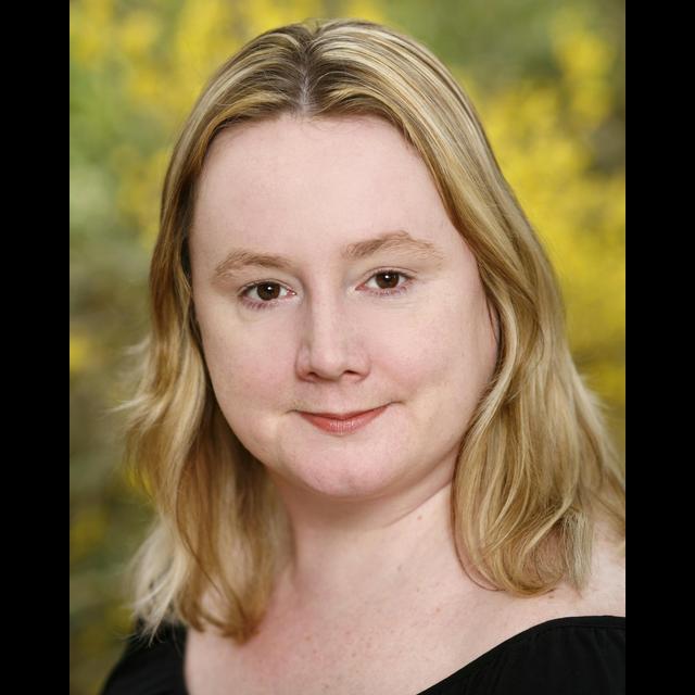 Writing for kids with Emma Reeves - podcast episode cover