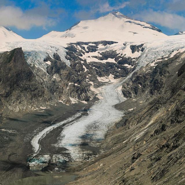 Mythos Gletscher – Was erzählen die schmelzenden Giganten? - podcast episode cover