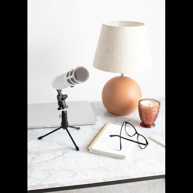 How to start a successful Podcast in 2023 - podcast episode cover