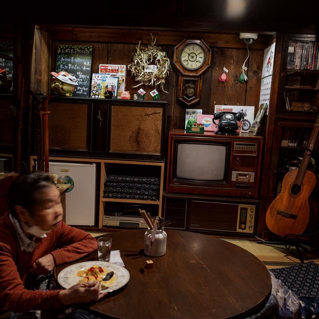 175: Table for one? What depopulation in Japan means for dinner. - podcast episode cover