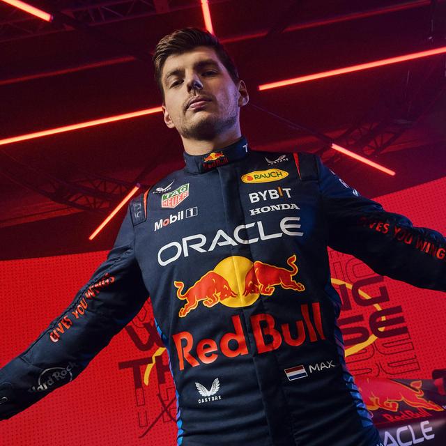 Take a bow Max Verstappen, Helmets off to George Russell - 2024 Las Vegas GP Review - podcast episode cover