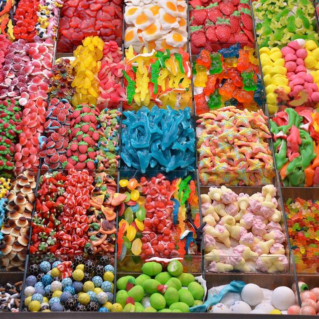 568: Not So Sweet Treat: The Effects of Sugar & Glycation on Skin - podcast episode cover