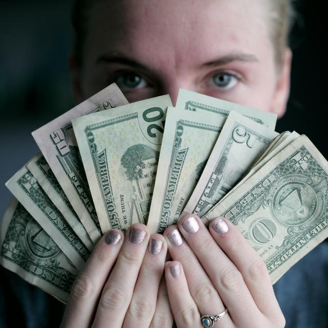 Melanie Dickens Medical Assistant Explains how She went from minimum wage to over $22 hour! - podcast episode cover
