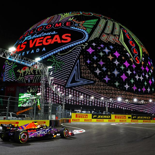 F1 hits jackpots, manhole hits Sainz - 2023 Las Vegas GP Review - podcast episode cover