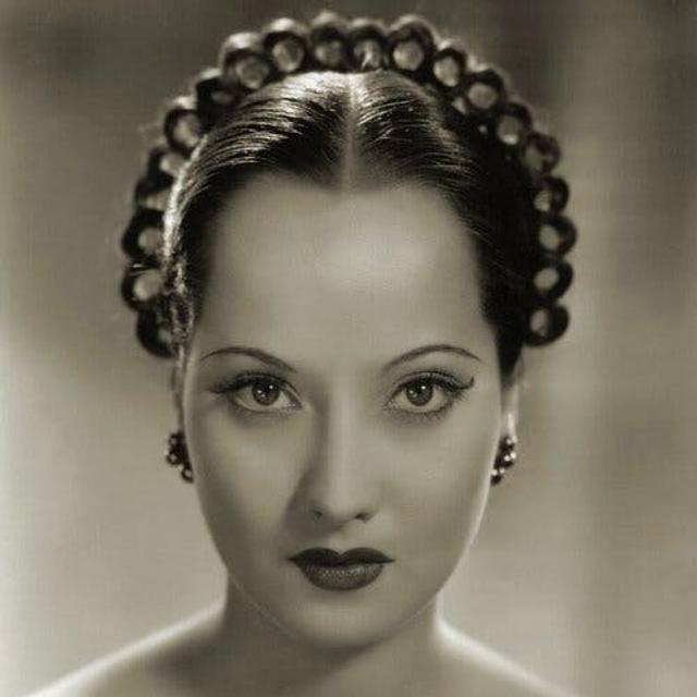 155: Passing for White: Merle Oberon (Make Me Over, Episode 4) - podcast episode cover