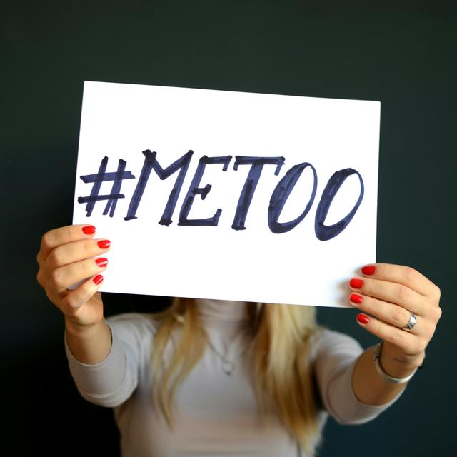 77ème festival de cannes : le mouvement « Me Too » représenté sur la croisette… - podcast episode cover