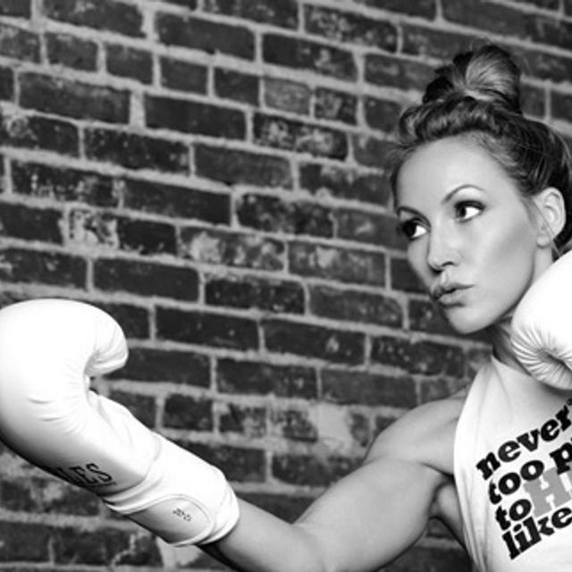 Cary Williams {on embracing your femininity} - podcast episode cover