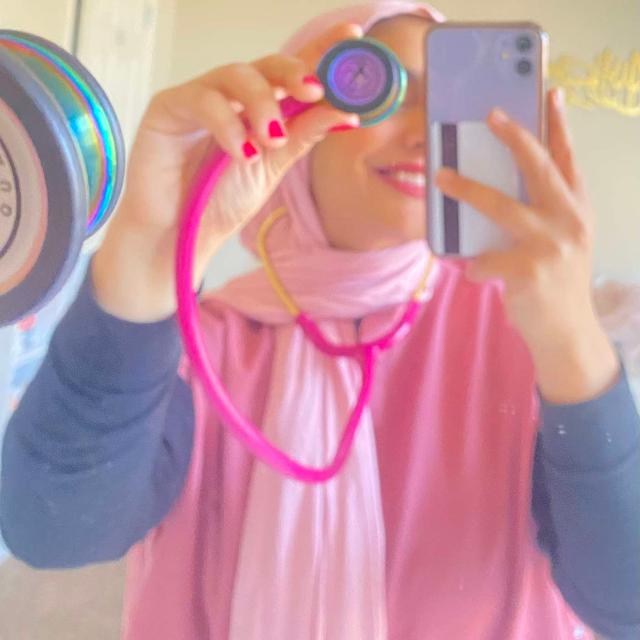 BSN pre-licensure student Sabreen Qassem - podcast episode cover