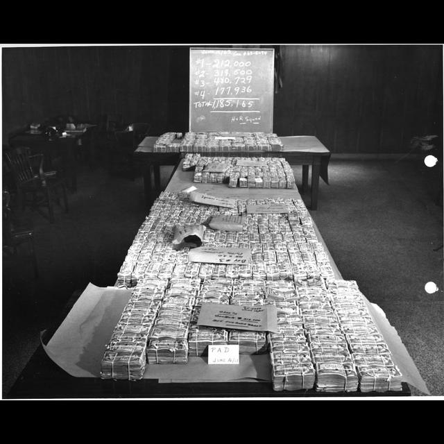 S3 E28 When Cops Were Robbers - podcast episode cover