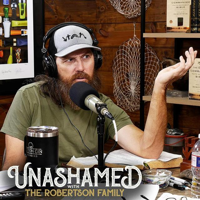 Ep 943 | Jase Unwittingly Draws a Crowd at Buc-ee's & How to Handle Sex Scandals in Churches - podcast episode cover