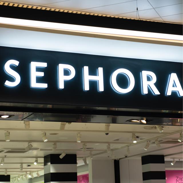 593: Youth Invasion: An Inside Look Into Sephora's Tween Wave - podcast episode cover