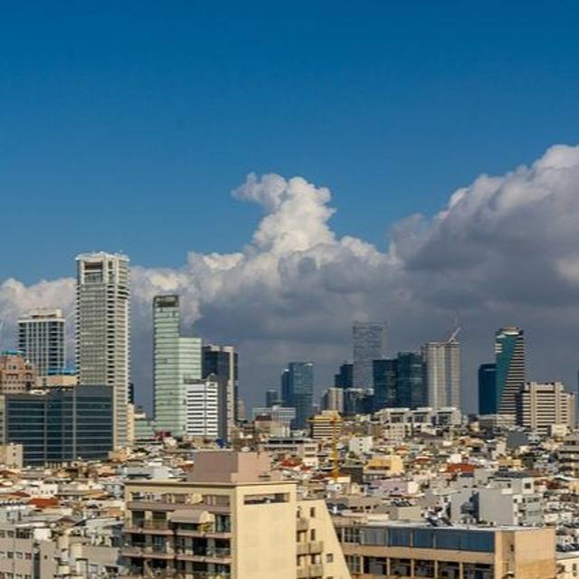 Politics in Tel Aviv - Returning Home - podcast episode cover