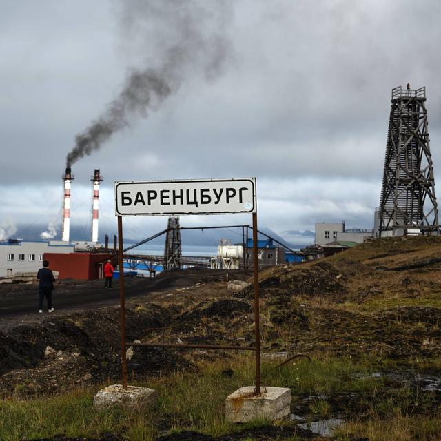 "Achillesferse des Westens"? Auf Spitzbergen sind Nato und Russland direkte Nachbarn - podcast episode cover