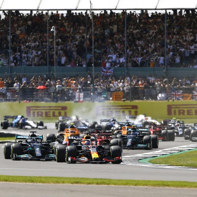 Wolves of Hangar Straight: F1 Teams As Stocks Review - 2021 Season - podcast episode cover