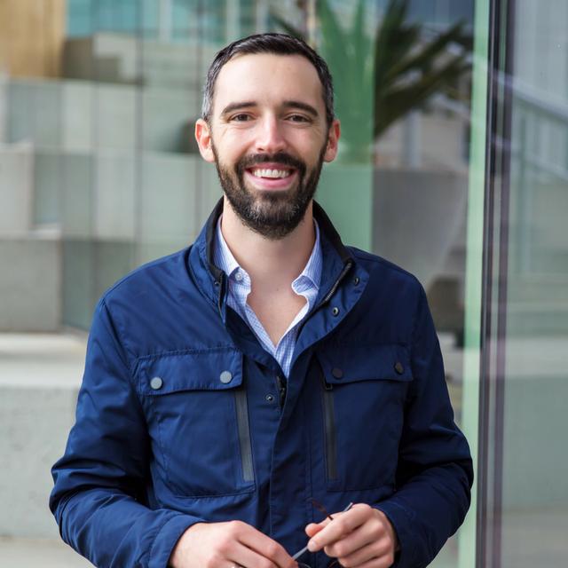 Building a Lifestyle Business, Entrepreneurship, and Serving the World With John Clarke - podcast episode cover