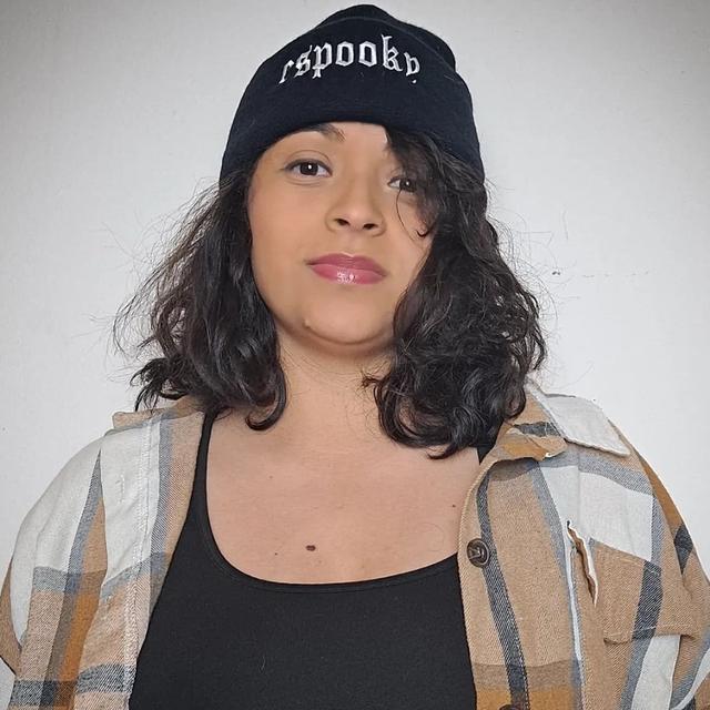 Cristina of espooky - podcast episode cover