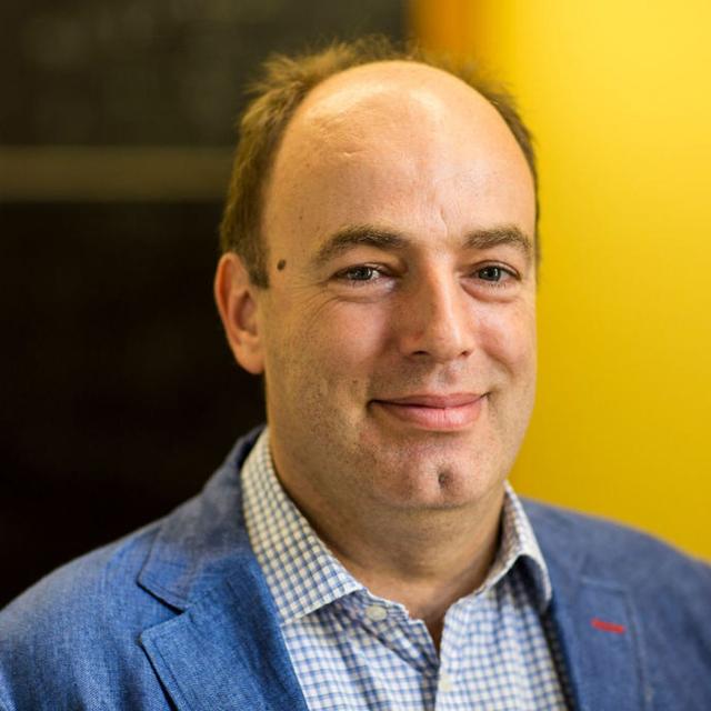 With Professor Charles Spence - podcast episode cover