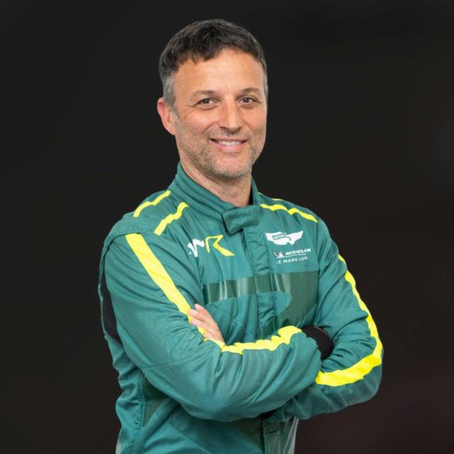 Darren Turner | Aston Martin Works Racing Driver / Base Performance Simulators - podcast episode cover