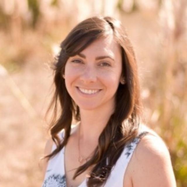 Ashton Perroni ND, Medical Director of Thyme Health: Naturopathic Medicine for  Healthy Communities - podcast episode cover