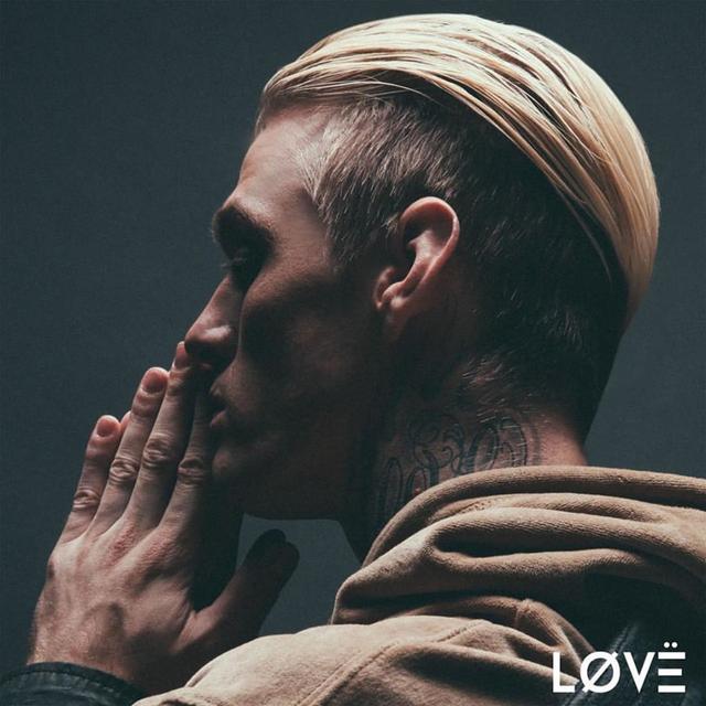 Episode 22 (S2 E9) with Aaron Carter - podcast episode cover