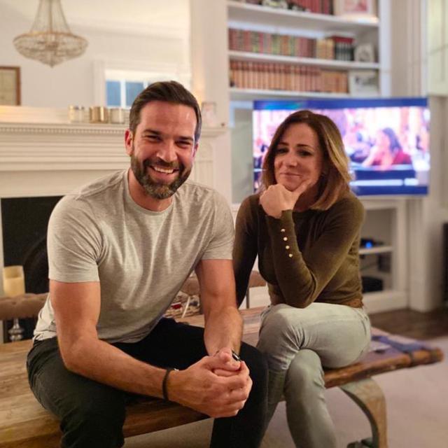 Full episode: Catching up with TV royal Gethin Jones - podcast episode cover