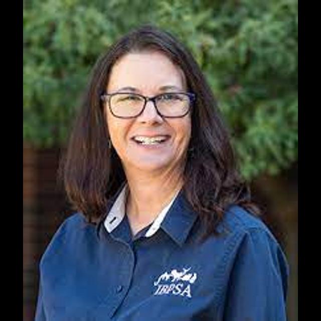 Episode 301 - Improving the Pet Care Industry with Carmen Rustenbeck from International Boarding and Pet Services Association - podcast episode cover