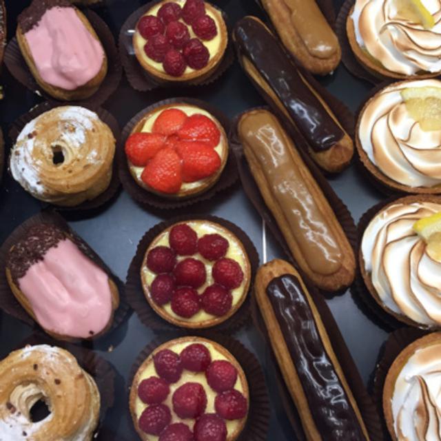 36 Primer plato | Repostería y pastelería, siempre se ve mejor de lo que sabe - podcast episode cover