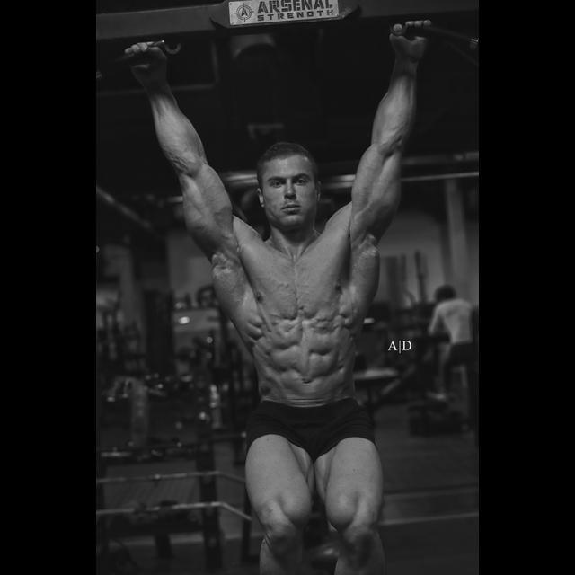 How I Got SHREDDED For My Photoshoot (and what you can learn) - podcast episode cover