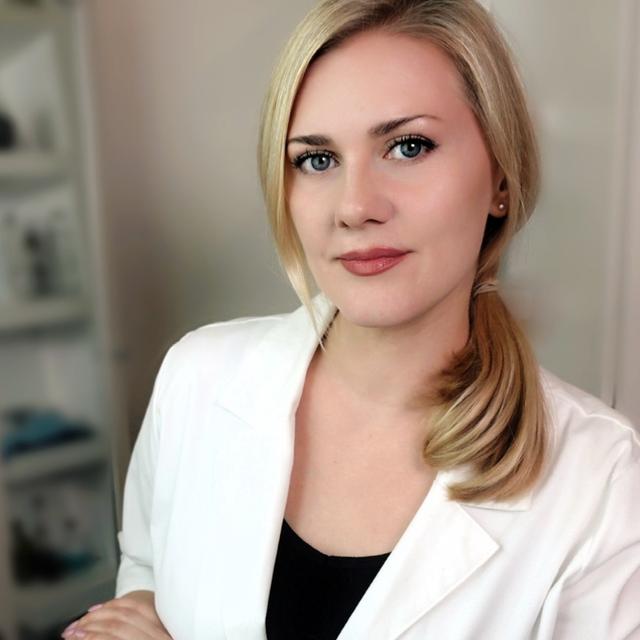 Relaxing ASMR Doctor Checkup 🩺💊 Soft Spoken into Whisper - podcast episode cover