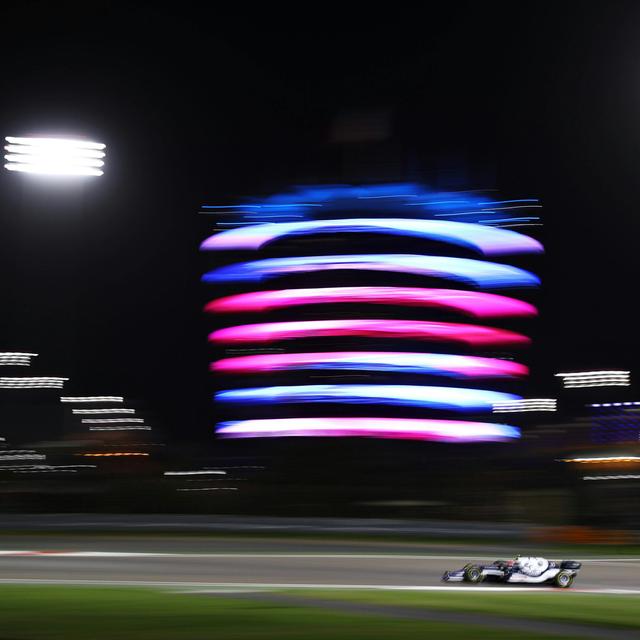 Time to get the sandbags off + 5 things to watch for - 2022 Bahrain GP Preview - podcast episode cover
