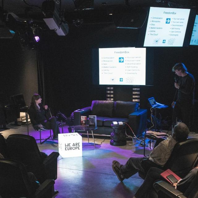 Forum 2016 - New kids on the block : des réseaux décentralisés à la FreedomBox - podcast episode cover