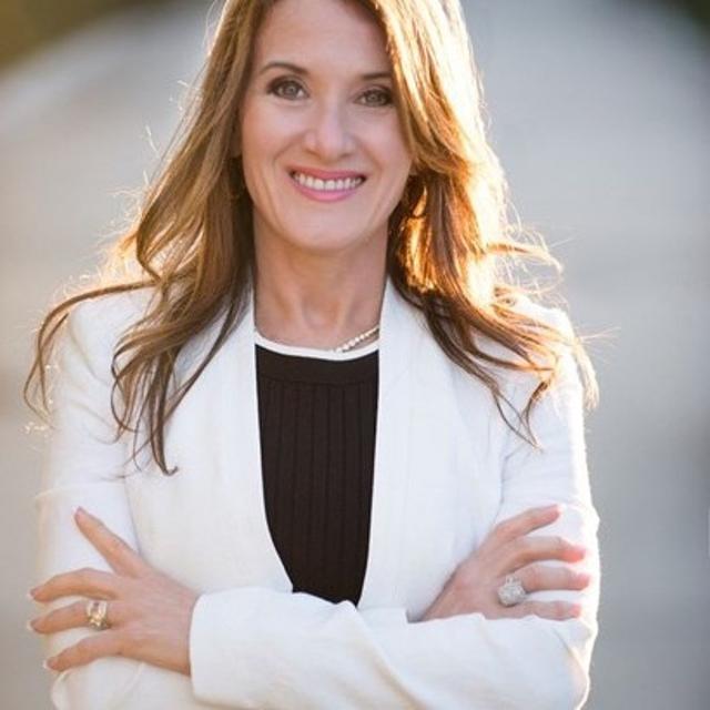 Ep #82 - How To Clean Up Your Mental Mess - Dr Caroline Leaf - podcast episode cover