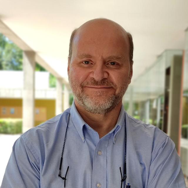 Podcast UBL 🎧 Ep.88 "¿Qué leían las primeras comunidades cristianas?" con el Dr. Samuel Fernández. - podcast episode cover