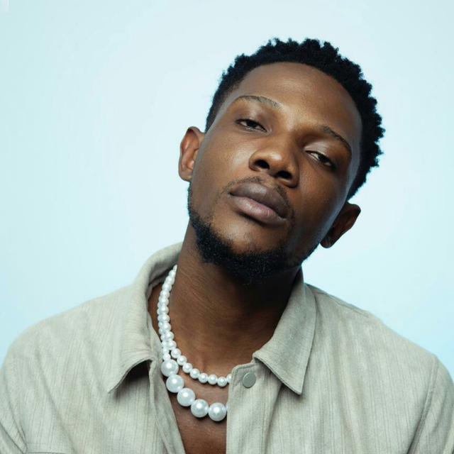 Artiste Hangout session with EmmyLaw - podcast episode cover