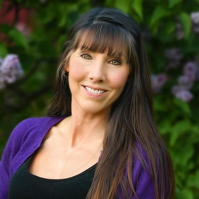 Suzanne Alexander - Secrets of Paleo Tribes in Africa - podcast episode cover