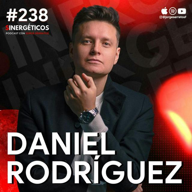 La gente POBRE busca una vida que NO se merece  | Dani Rodríguez | #238 Sinergéticos - podcast episode cover