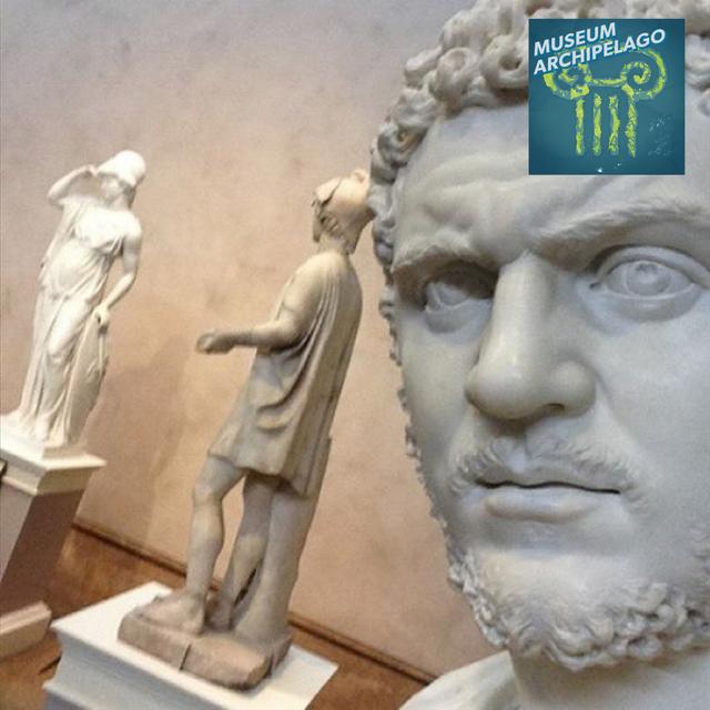 9. The Museum Selfie with Dustin Growick - podcast episode cover