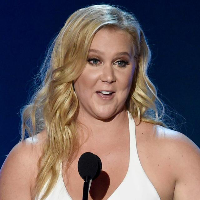Amy Schumer vs. Glamour; Amazon's new Kindle; Historic night for NBA - podcast episode cover