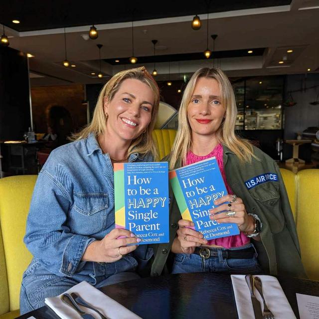 SIM Ep 900 Chops 275: Zoe Desmond and Rebecca Cox are happy single parents - podcast episode cover