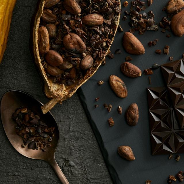 81: Chocolate in Japan: From Paris to the Ogasawara Islands w/ Jeana Cadby - podcast episode cover
