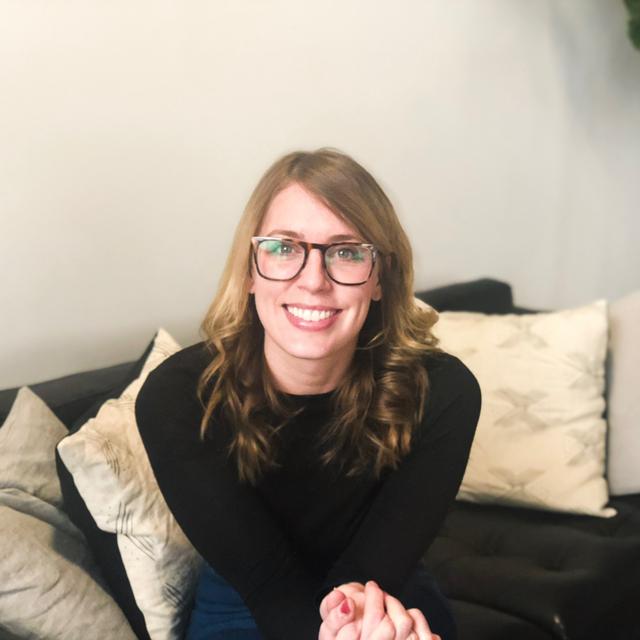 Elizabeth Tilton Explains it All - podcast episode cover