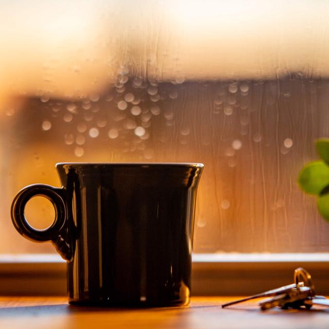 How to wake up early, even if you're a night owl - podcast episode cover
