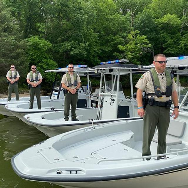 TW 243 - Boating Time In Tennessee - podcast episode cover