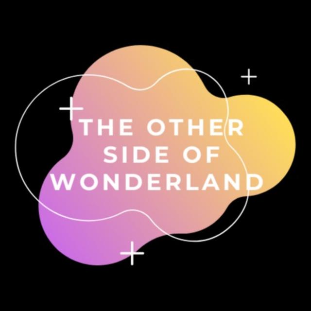 It's Weird! (with Janessa Schwallie) - podcast episode cover