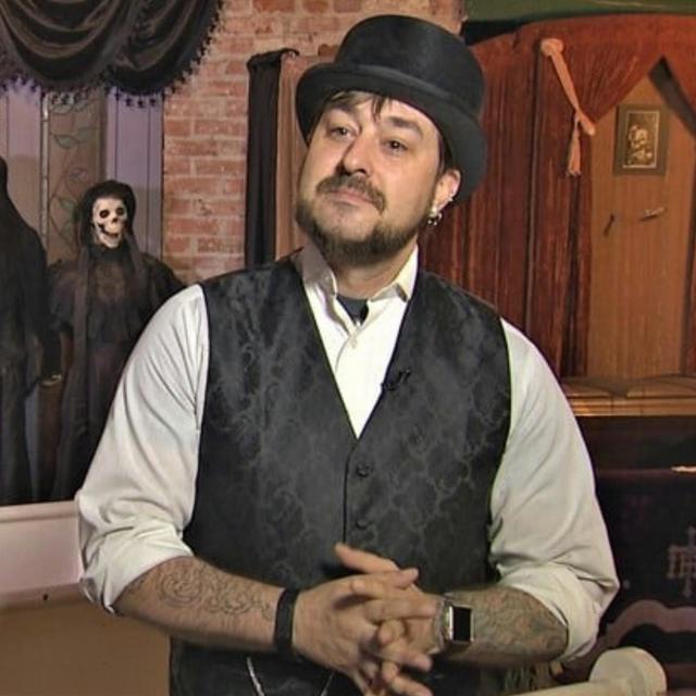 Professional Ghost Investigator Ross Allison - podcast episode cover