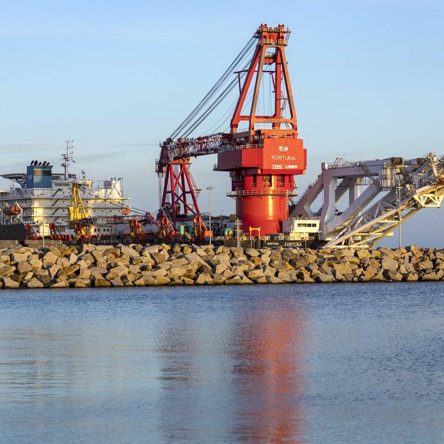 Pipeline NordStream2, Gehirnschnittstelle Neuralink, Recycling von Papier - podcast episode cover