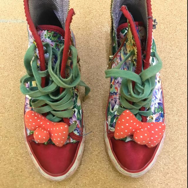 Julie - A Mile in My Shoes - podcast episode cover